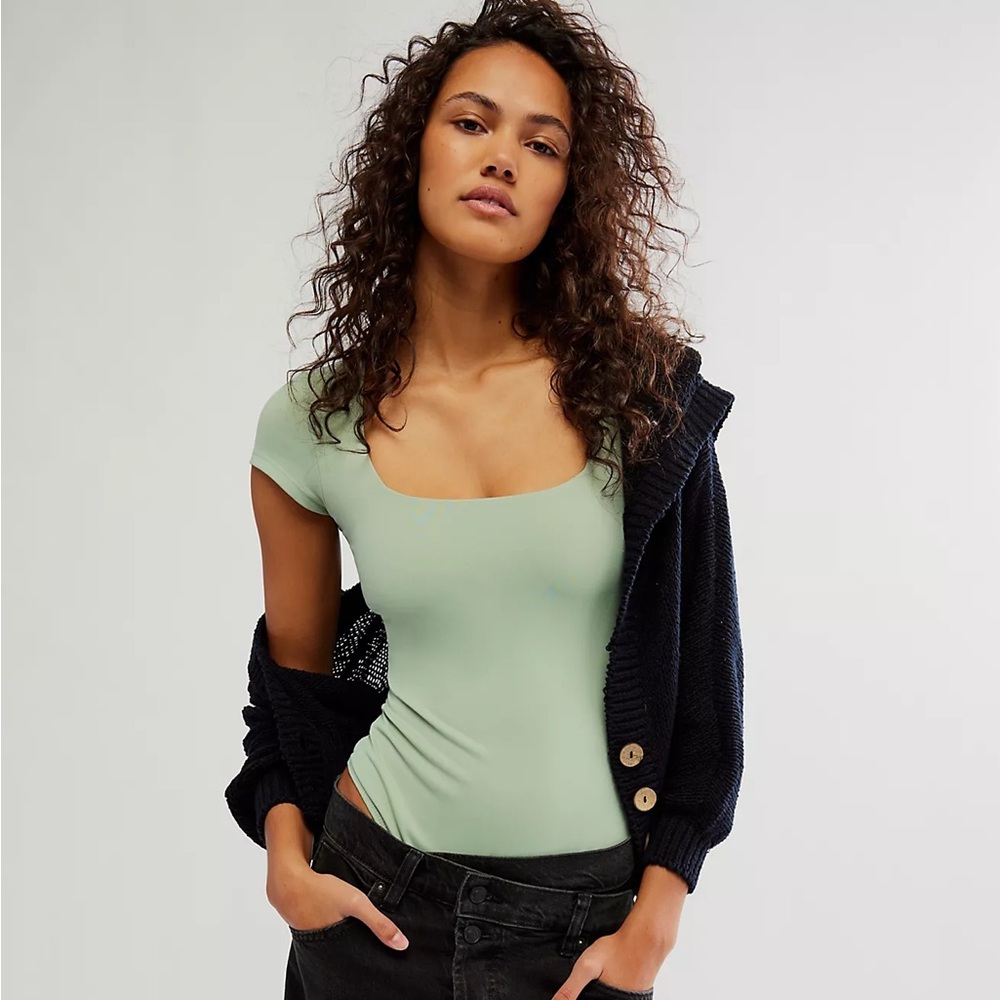 🌟HOST PICK!🌟 Intimately x Free People 🤍 Fair and Square Neck Bodysuit - Picture 6 of 6